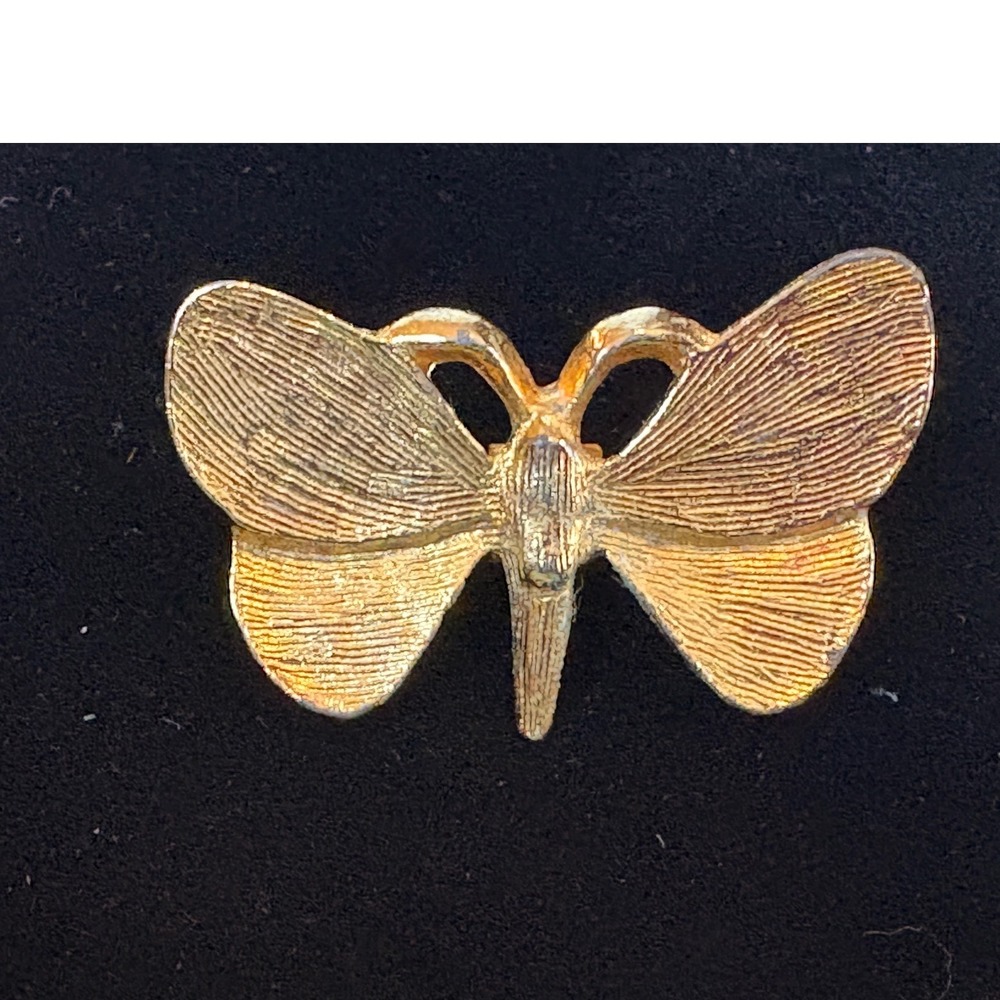 Vintage‎ Gold Tone Textured Butterfly Brooch Pin Small Insect Nature Jewelry